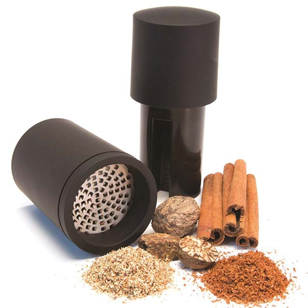 Microplane spice mill with whole and ground spices